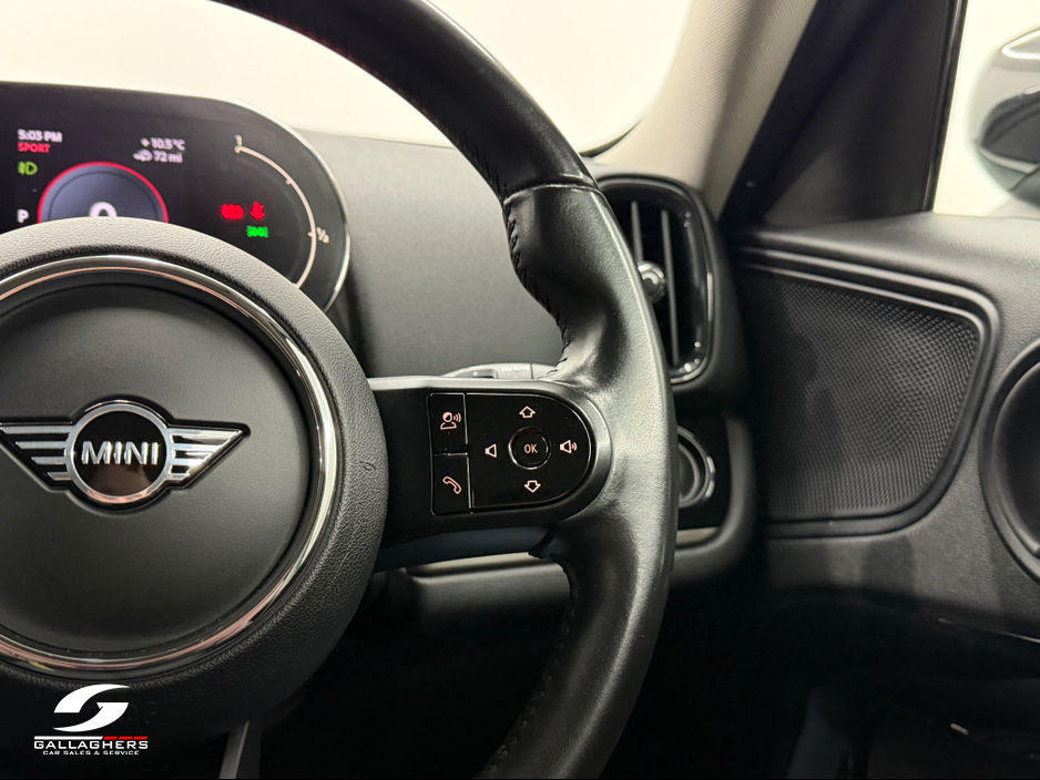 2022 MINI Countryman (221) COUNTRYMAN E ALL4 CLA CLASSIC €32,995