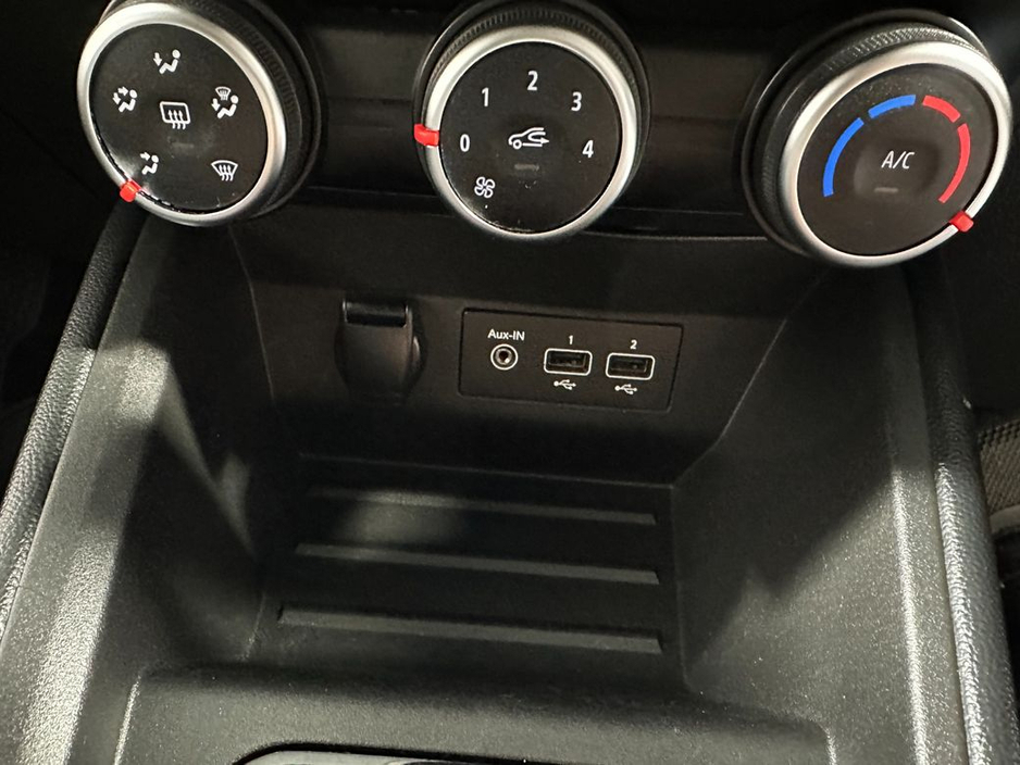 2022 Renault Clio Dynamique 1.0 Petrol €14,800