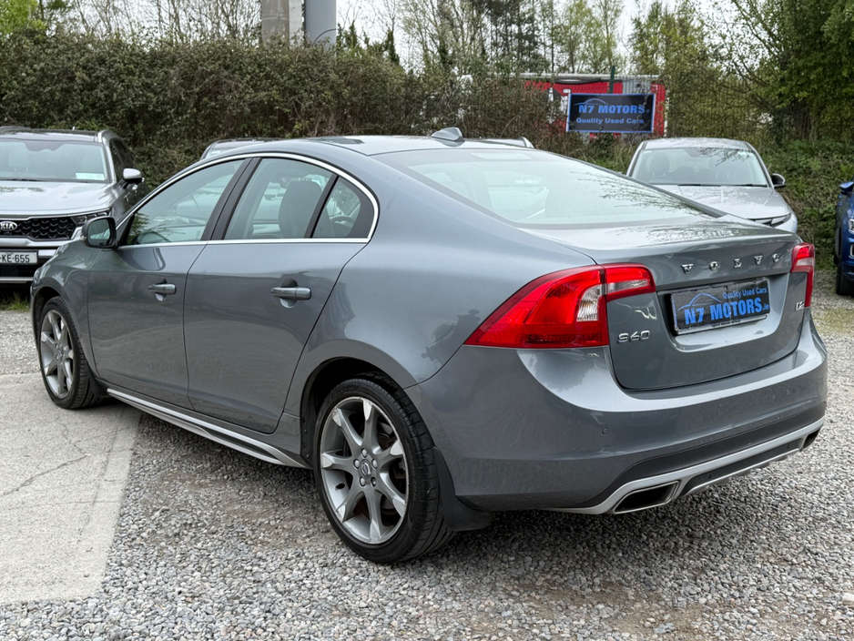 2015 Volvo S60 - image 5