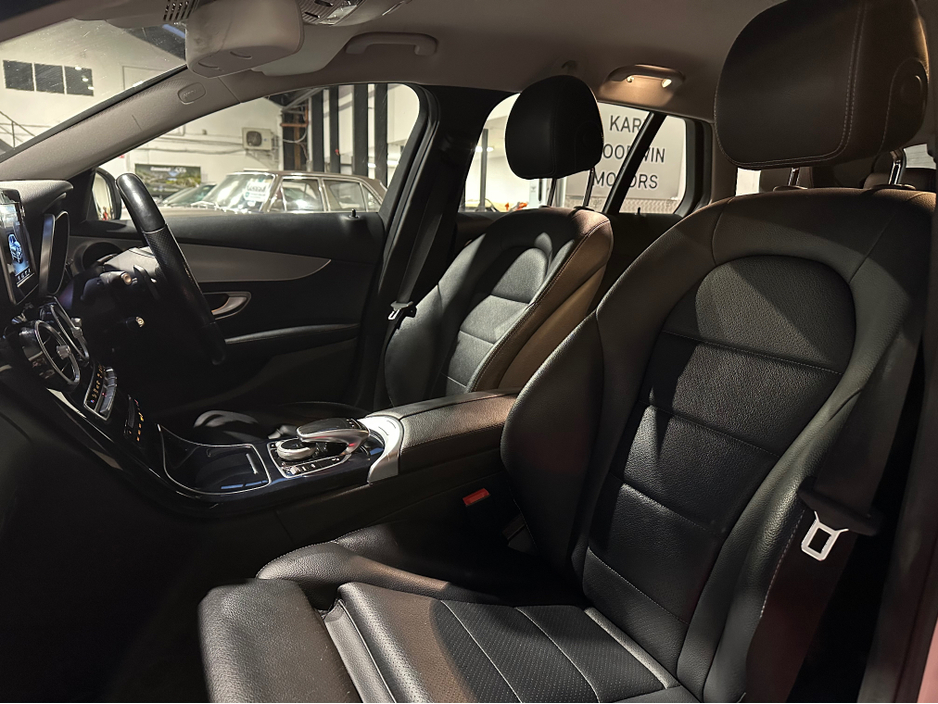 2016 Mercedes-Benz C Class - image 19