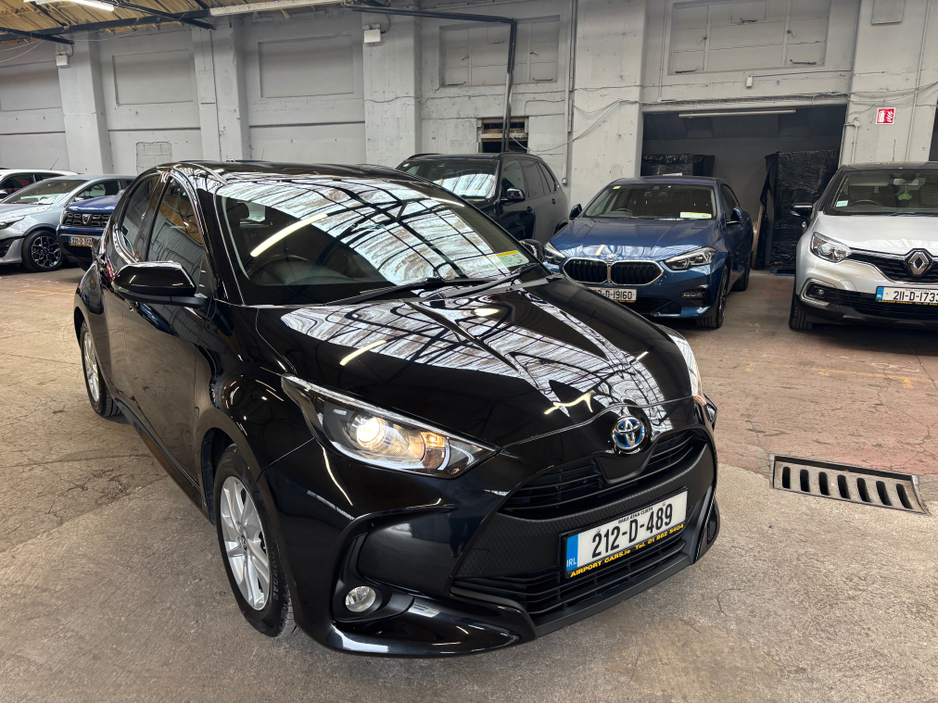 2021 Toyota Yaris - image 19