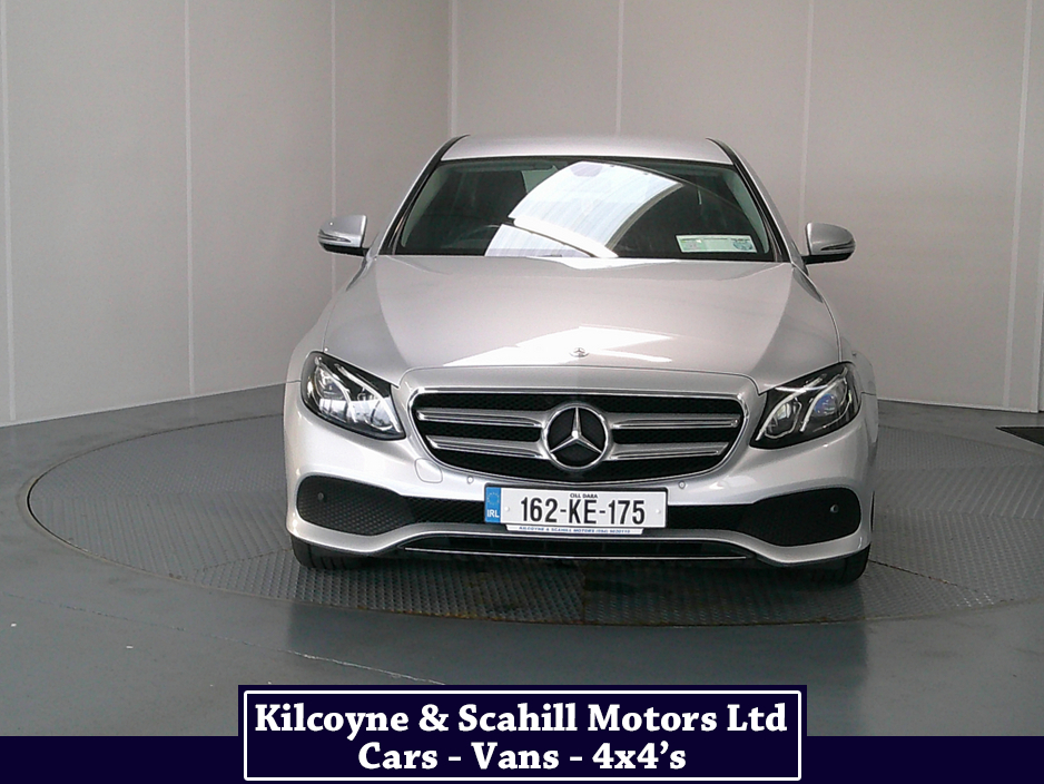 2016 Mercedes-Benz E Class - image 2