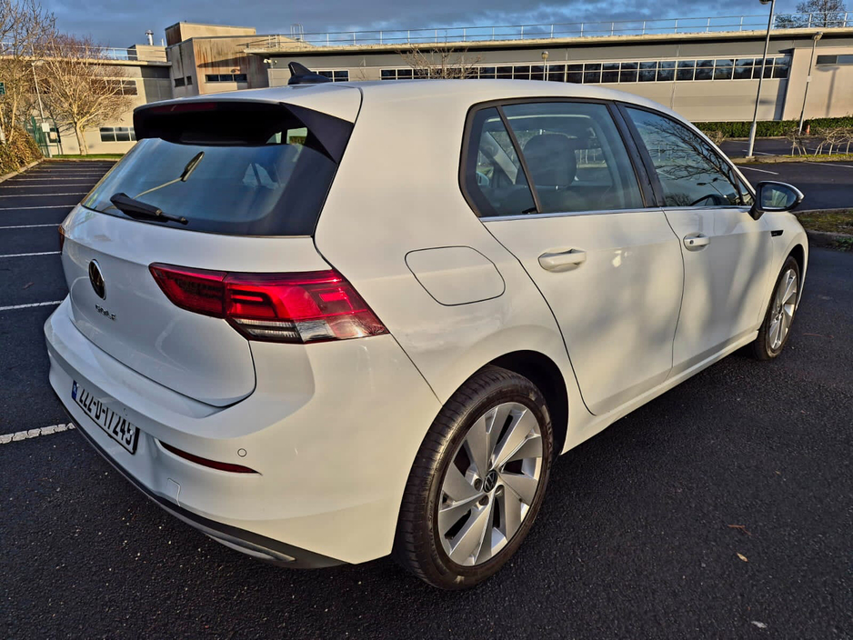 2022 Volkswagen Golf 1.5 TSI 130HP Style €24,999