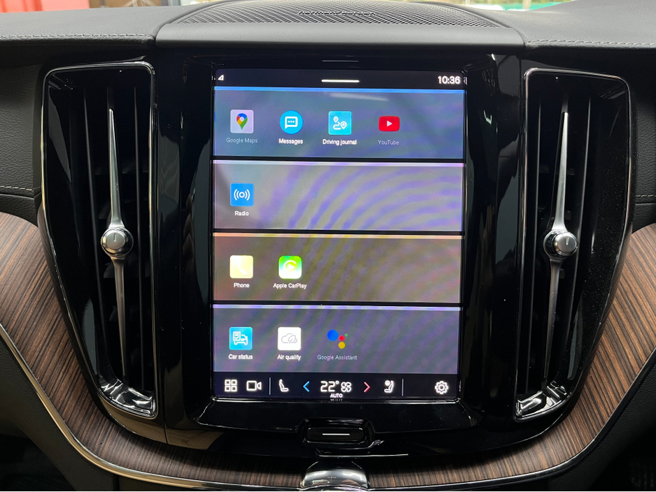 2024 Volvo XC60 €54950! 2024 VOLVO XC60 T6 RECHARGE ULTIMATE AWD  / CRUISE CONTROL / 360° PARKING CAMERA / ELECTRIC MEMORY & HEATED SEATS / REAR HEATED SEATS / PANORAMIC SUNROOF / HEATED STEERING WHEEL €54,950