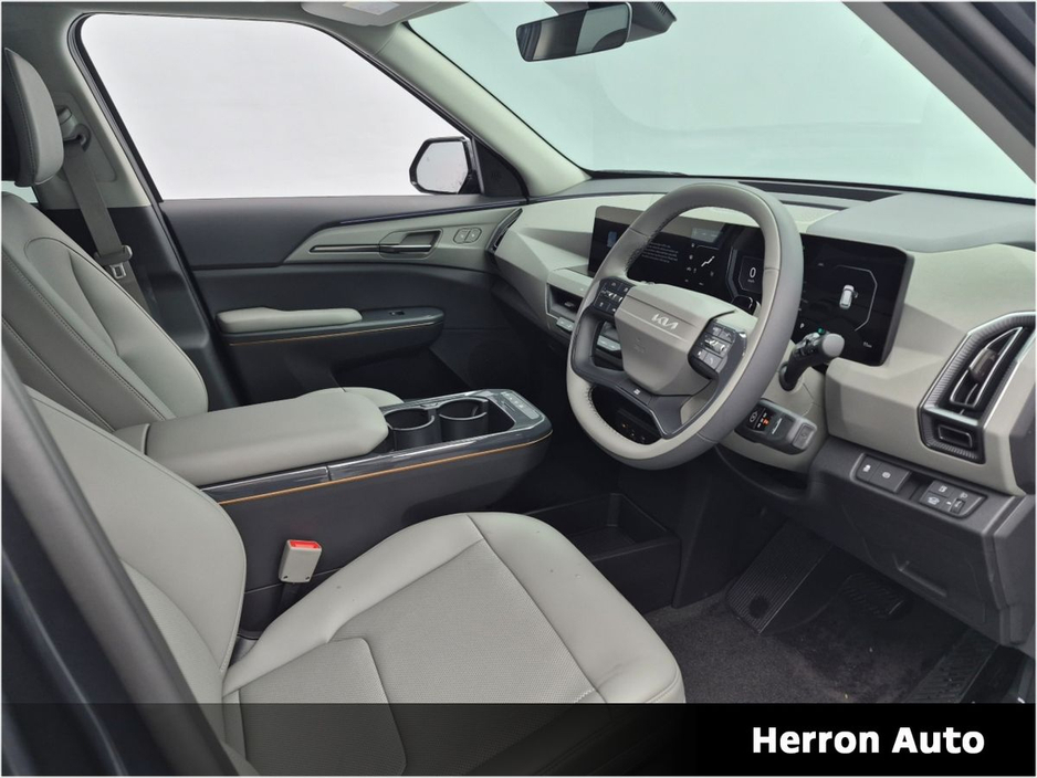 2026 Kia EV5 - image 14