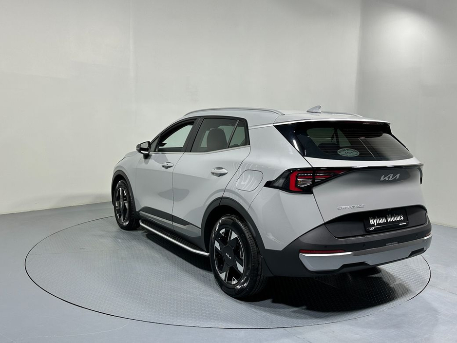 2026 Kia Sportage - image 5