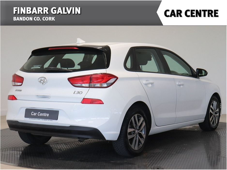 2020 Hyundai i30 - image 7