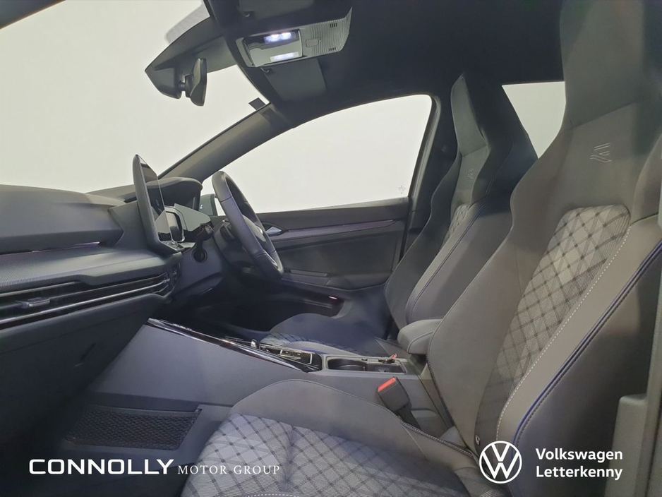 2026 Volkswagen Golf - image 4