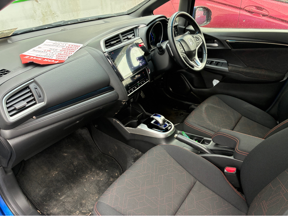 2014 Honda Fit - image 15