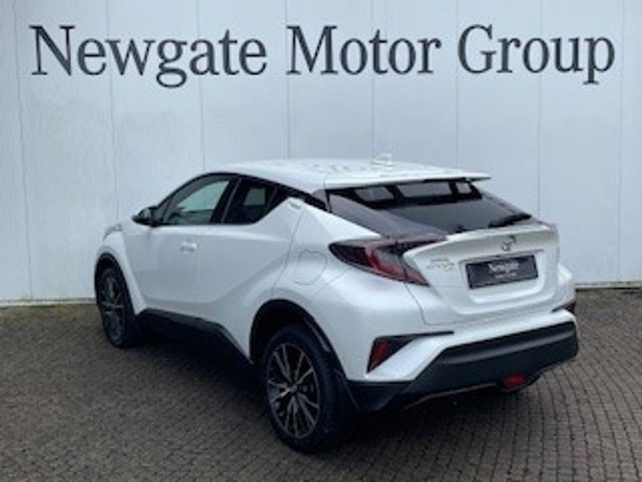 2022 Toyota C-HR 1.8 Hybrid Sol €25,950