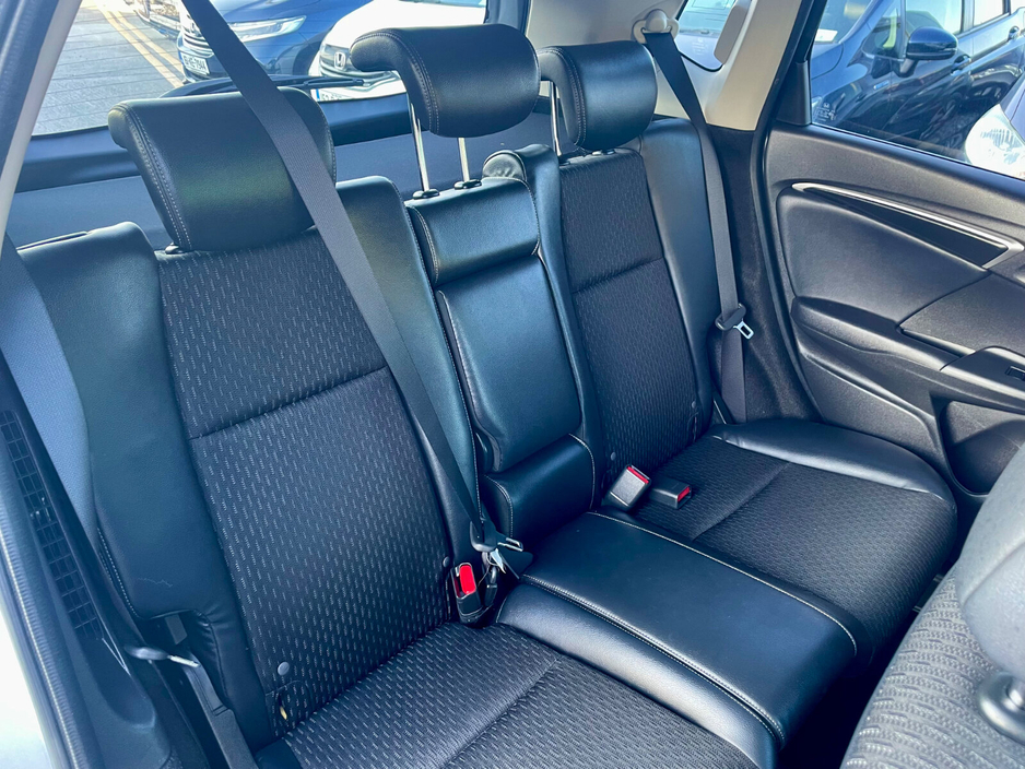 2014 Honda Fit  €8,999