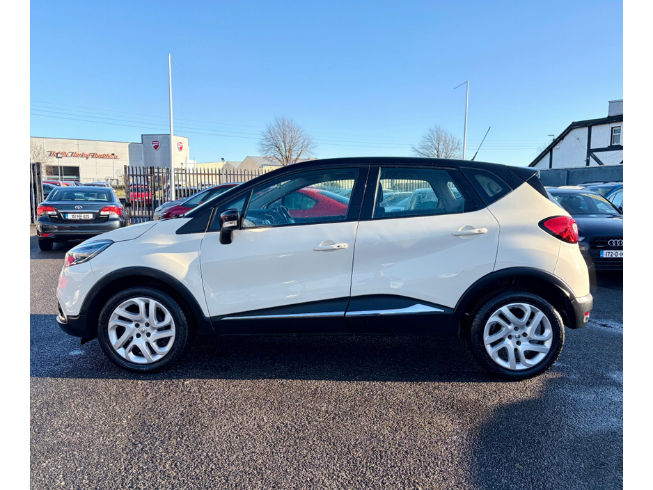 2017 Renault Captur INTENSE 1.5 DCI ** IRISH CAR ** 2 KEYS ** IMMACULATE EXAMPLE ** €9,995