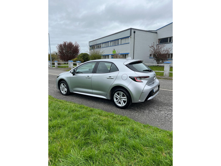 2023 Toyota Corolla - image 7