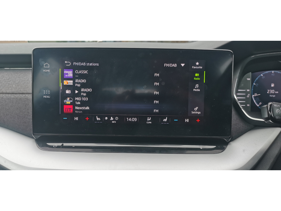 2023 Skoda Octavia - image 21