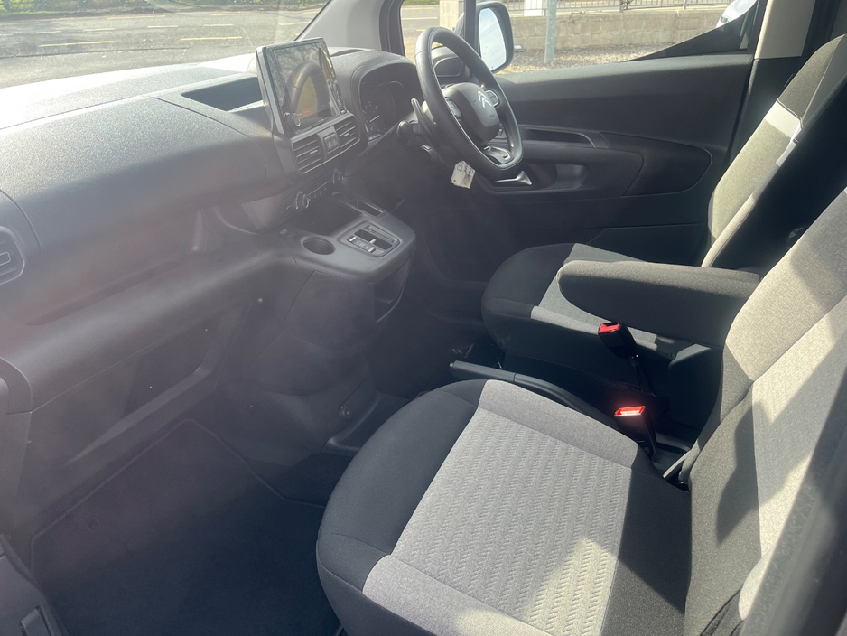 2024 Citroen Berlingo - image 19