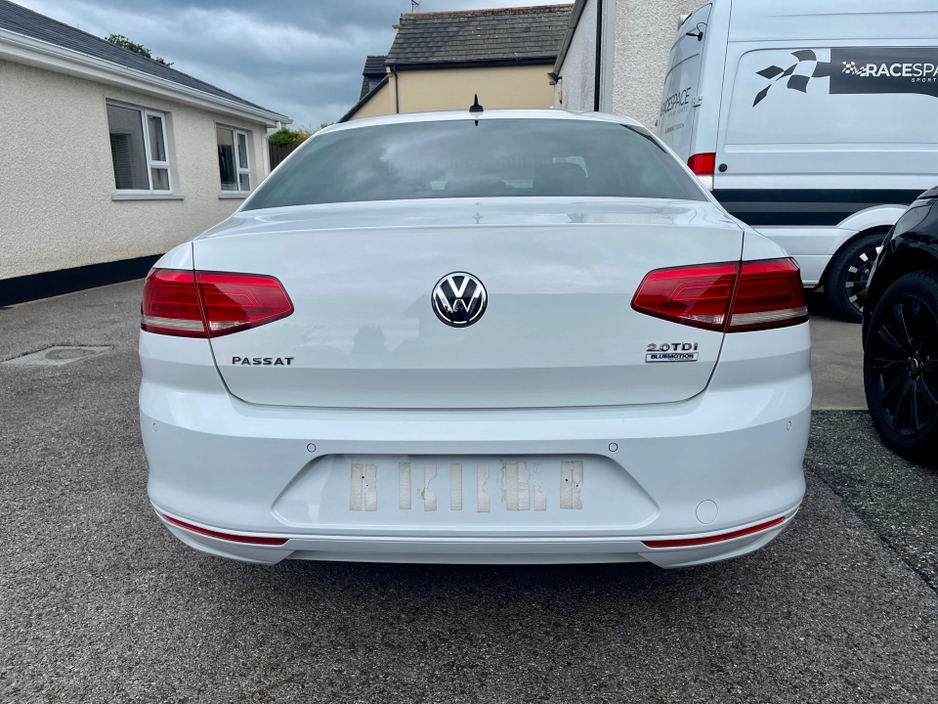 2016 Volkswagen Passat 2.0 TDI SE BUSINESS BLUEMOTION 150 BHP 4DR**HEATED SEATS**SAT NAV**XENON HEADLIGHTS**FSH**MINT CAR** €12,950