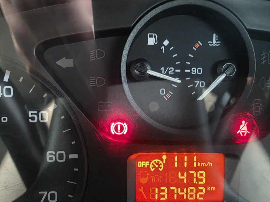 2018 Citroen Berlingo - image 9