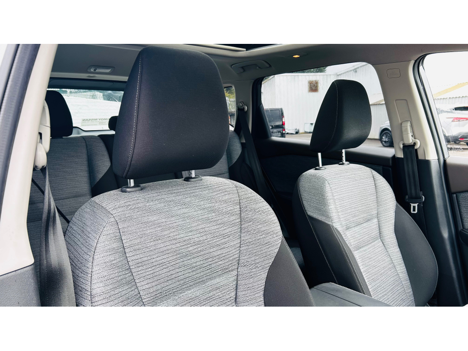 2023 Nissan X-Trail - image 7