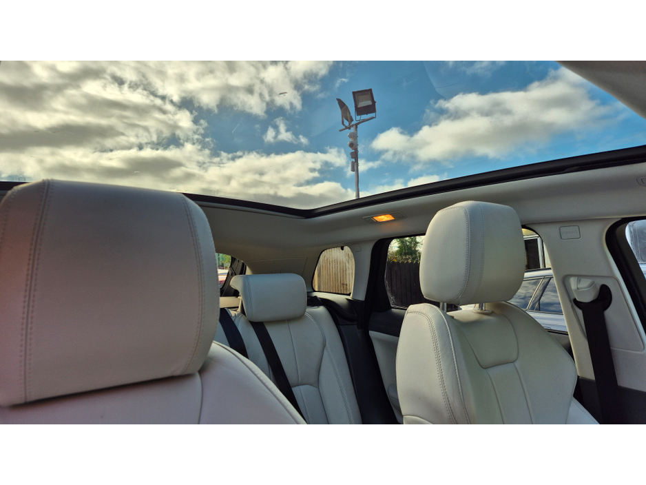 2019 Land Rover Range Rover Evoque - image 23