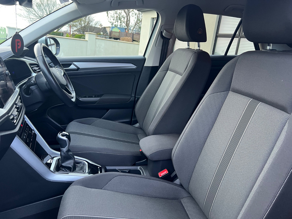 2023 Volkswagen T-Roc 1.0 TSI 110HP Life €25,950