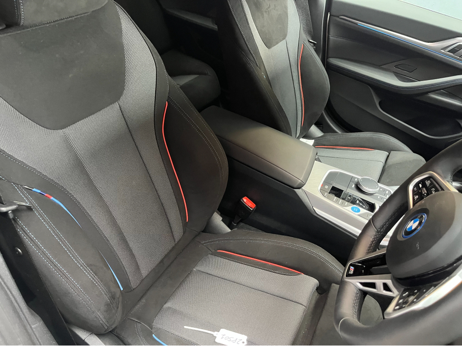 2025 BMW i4 - image 13