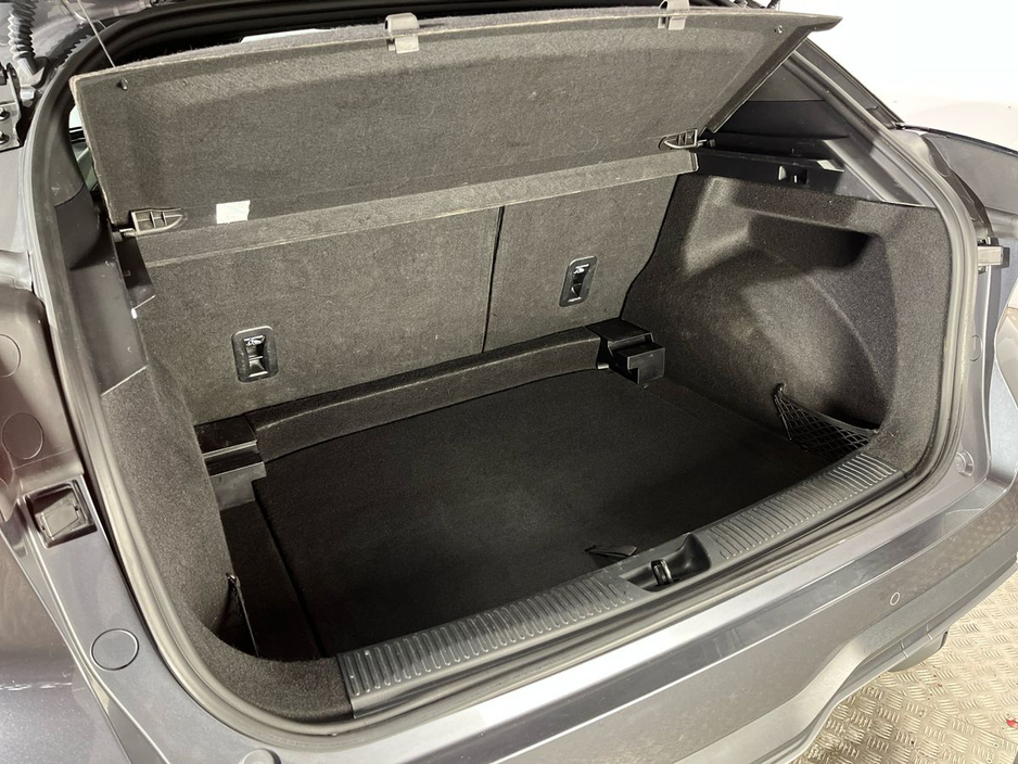 2024 MG 4 - image 12