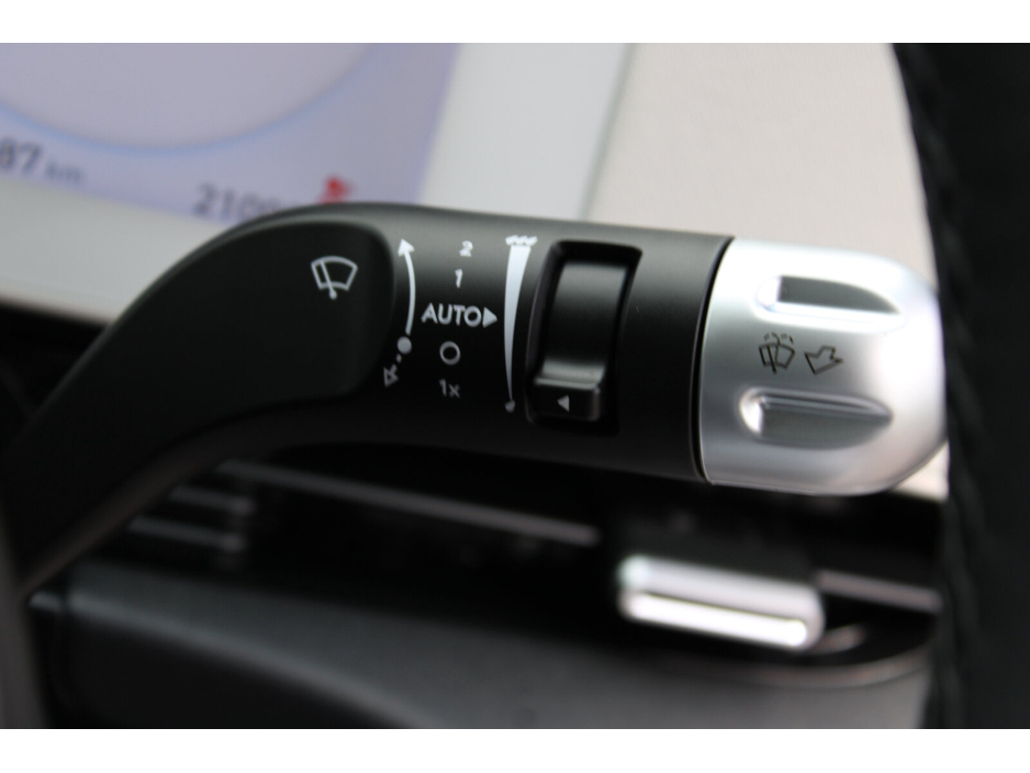 2025 Hyundai Ioniq 5 - image 24