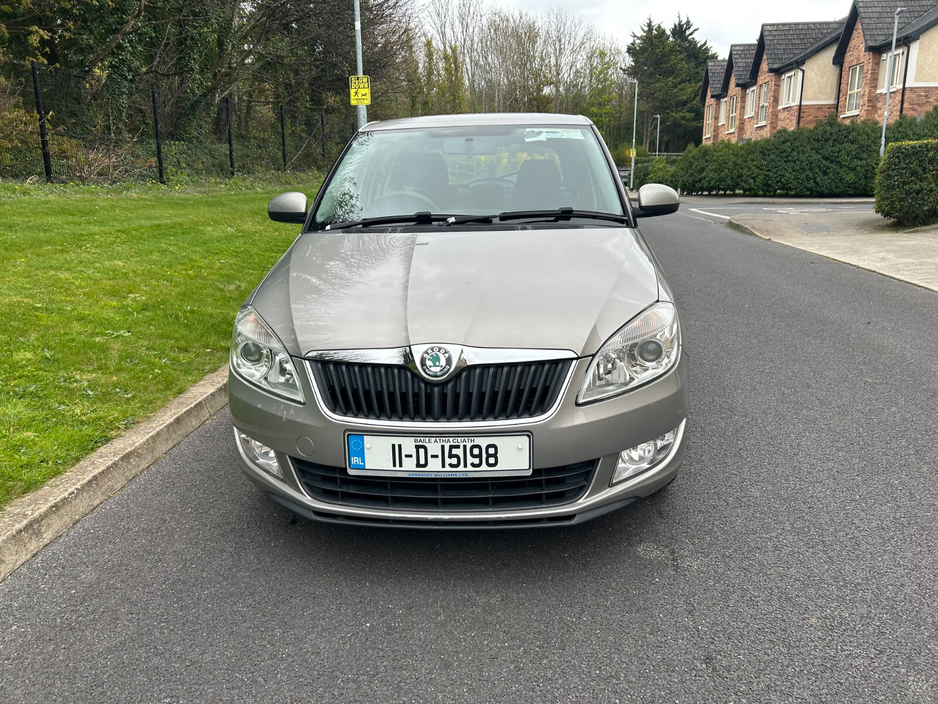 2011 Skoda Fabia - image 9