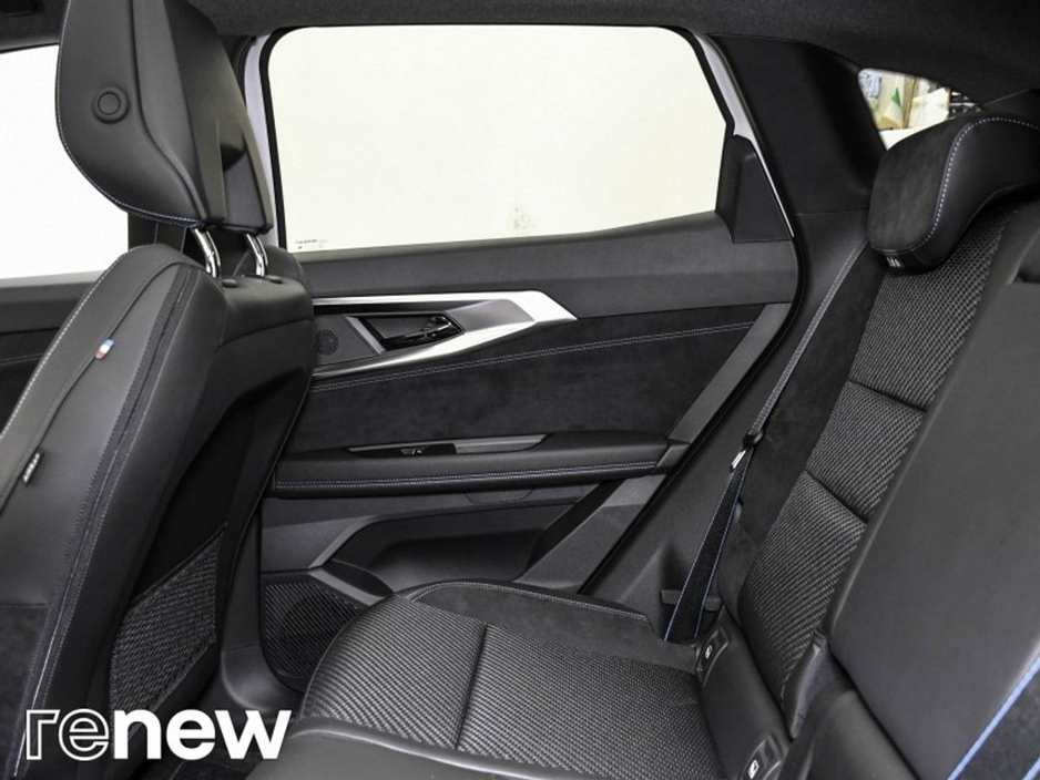 2025 Renault Austral - image 11