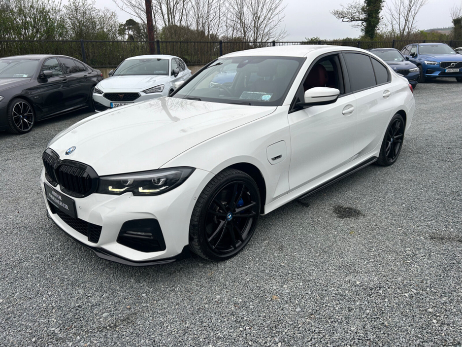 2022 BMW 3 Series - image 46