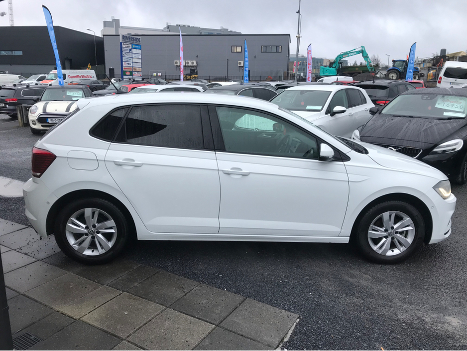 2020 Volkswagen Polo - image 11