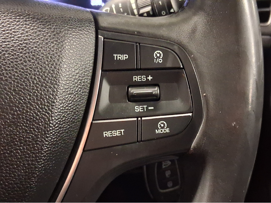 2016 Hyundai i20 DELUXE - LOW KLMS €10,995