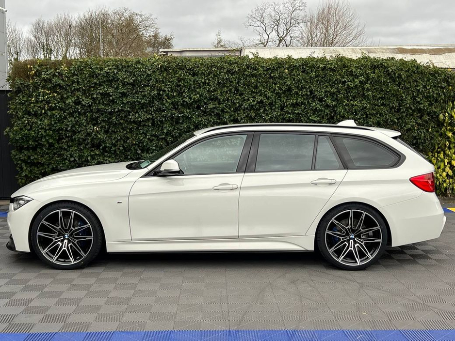 2015 BMW 3 Series - image 3