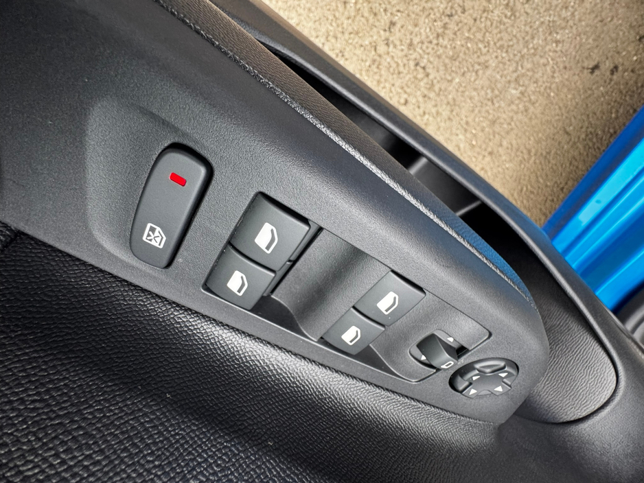 2026 Opel Corsa - image 14