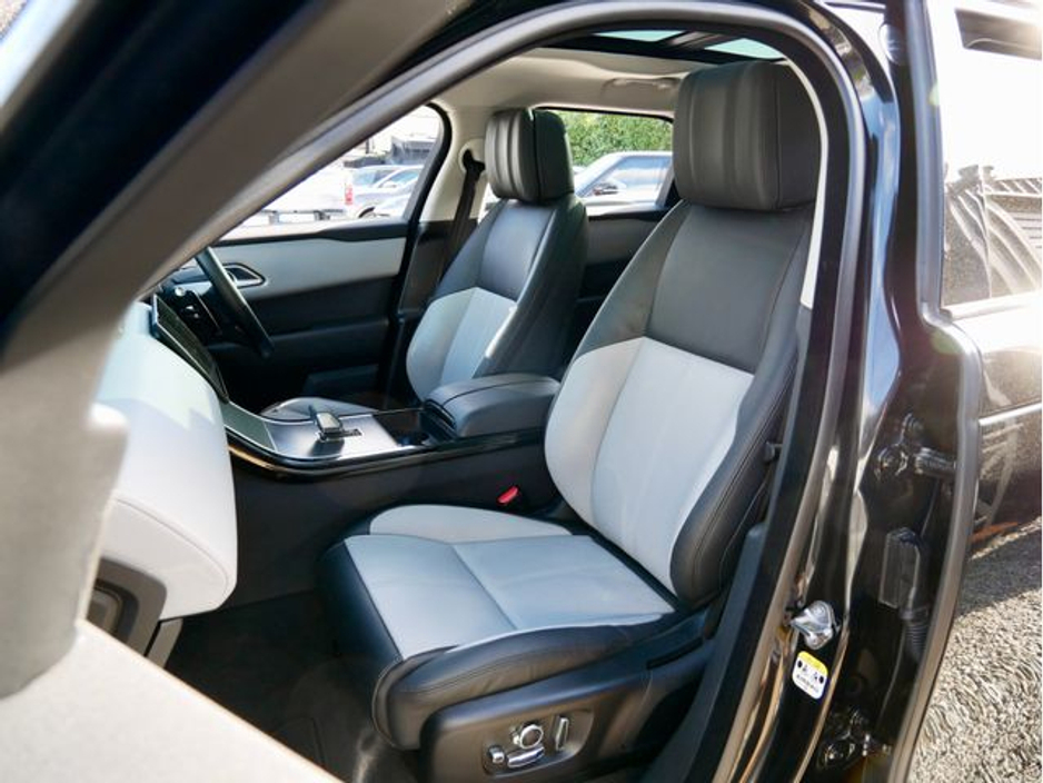 2025 Land Rover Range Rover Velar - image 14