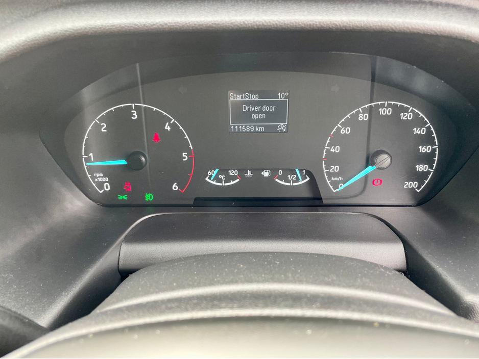 2023 Ford Transit Custom - image 13