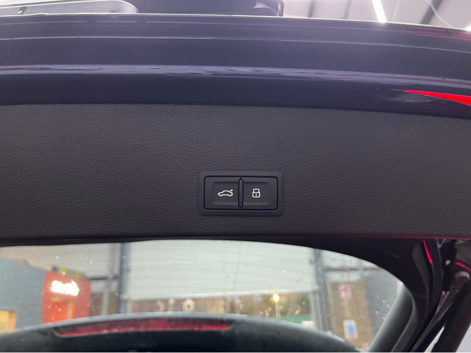 2023 Audi Q2 €32950 2023 AUDI Q2 35TDI ADVANCED 2.0 AUTOMATIC / CRUISE CONTROL / REVERSE CAMERA / HEATED SEATS AND MORE €32,950