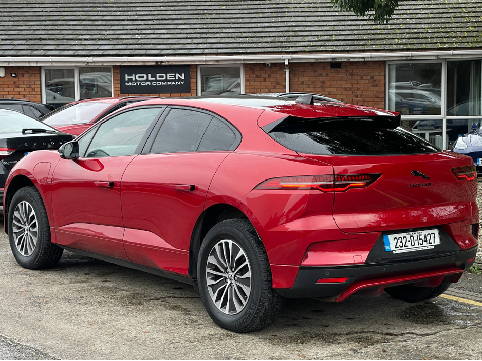 2023 Jaguar I-Pace - image 11