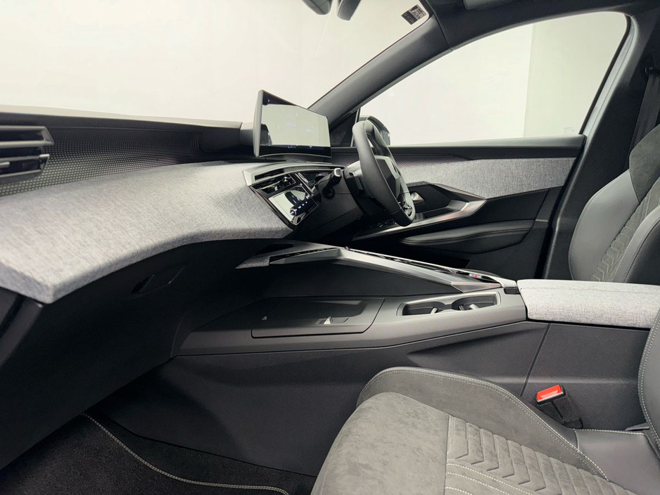 2026 Peugeot 3008 E GT EXEC LINE *FREE CHARGER* €110 P/W 3YRS €52,470