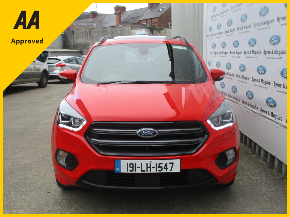 2019 Ford Kuga ST-LINE 2.0 TDCI 150PS AWD MODEL.  TOP OF THE RANGE MODEL, FULLY SERVICED AND NCT TESTED WITH WARRANTY AND 12 MONTHS AA COVER !!! €24,500