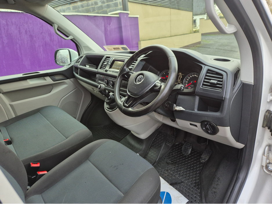 2017 Volkswagen Transporter T6 PVS T 2800KG TD TDI 102HP MANUAL 5SPEED €15,950