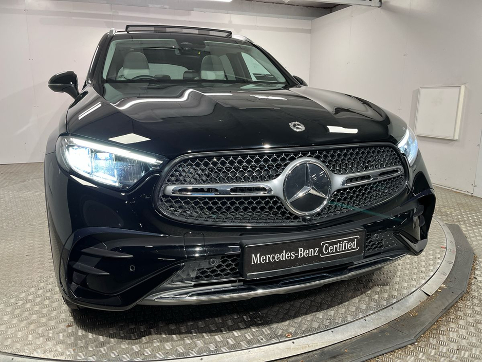 2023 Mercedes-Benz GLC Class 220d AMG 4Matic - 19 Inch Alloys - Reversing Camera - Ambient Lighting - Sat Nav - Climate Control - Electric Heated Memory Seats - Cruise Control - Apple CarPlay/Android Auto