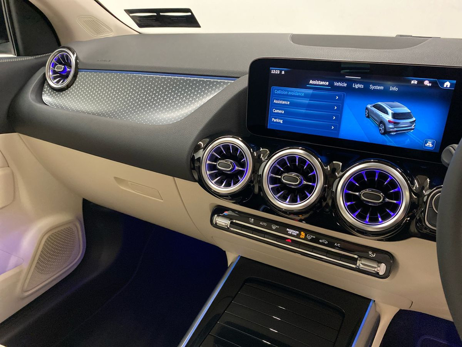 2026 Mercedes-Benz GLA Class - image 15