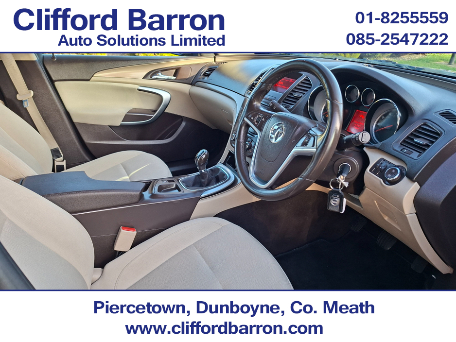 2010 Opel Insignia - image 10