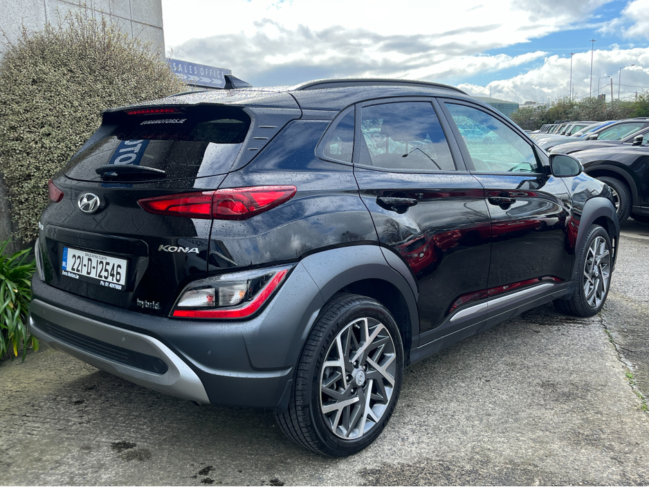 2022 Hyundai Kona - image 4