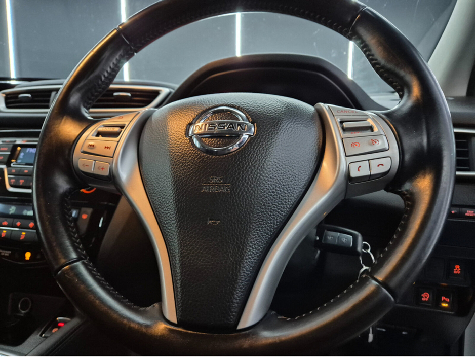 2015 Nissan Qashqai - image 7