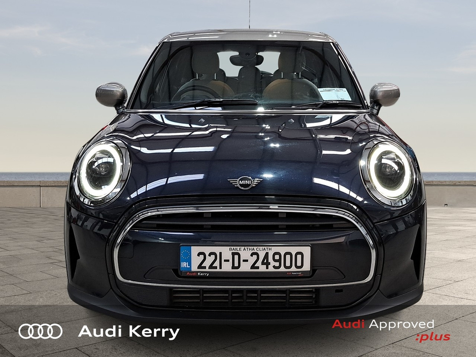 2022 MINI Cooper - image 2