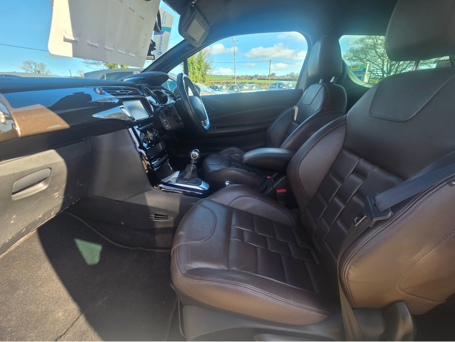 2018 Citroen DS3 - image 11