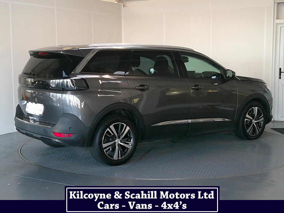 2021 Peugeot 5008 ALLURE BLUEHDI 7 Seater *Leather Interior + Heated Seats* €30,950