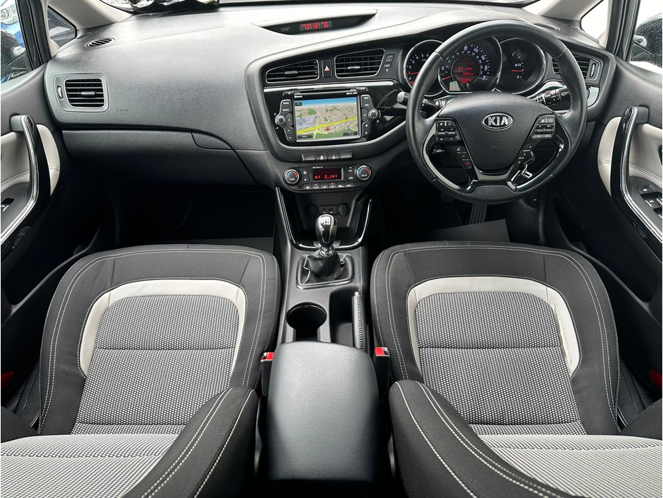 2015 Kia Ceed - image 15